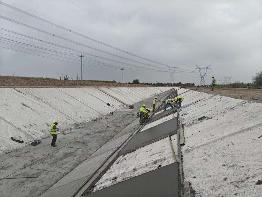 �½�٤���h���^�Ŀ�s�@�I����λ�ı�P�ͪ���